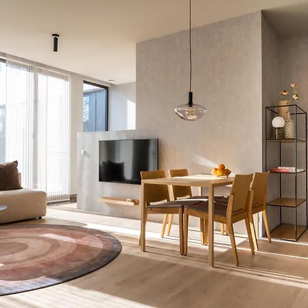 Apartment 348 Short