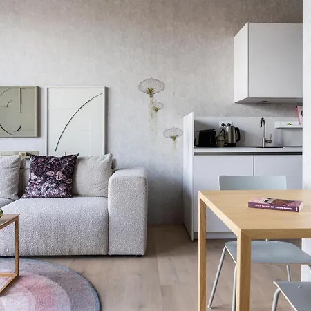 348 Short Apartamento *
