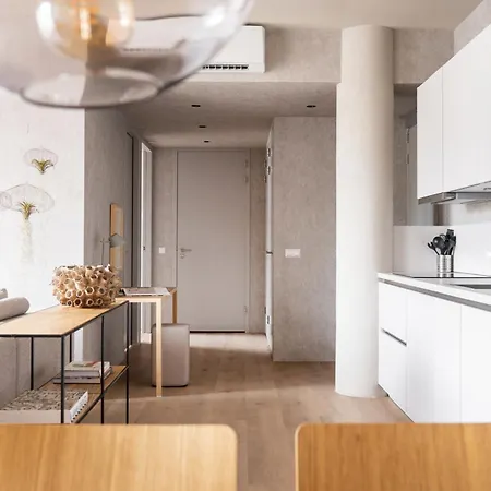 348 Short Apartman *