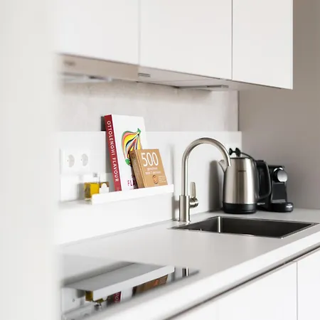 348 Short Apartman *