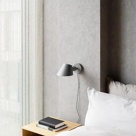 Apartman 348 Short