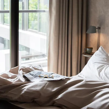 348 Short Appartement