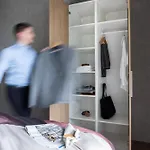 348 Short Apartamento *