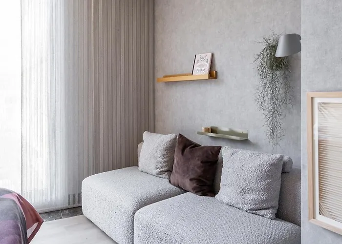 348 Short Apartment Den Haag